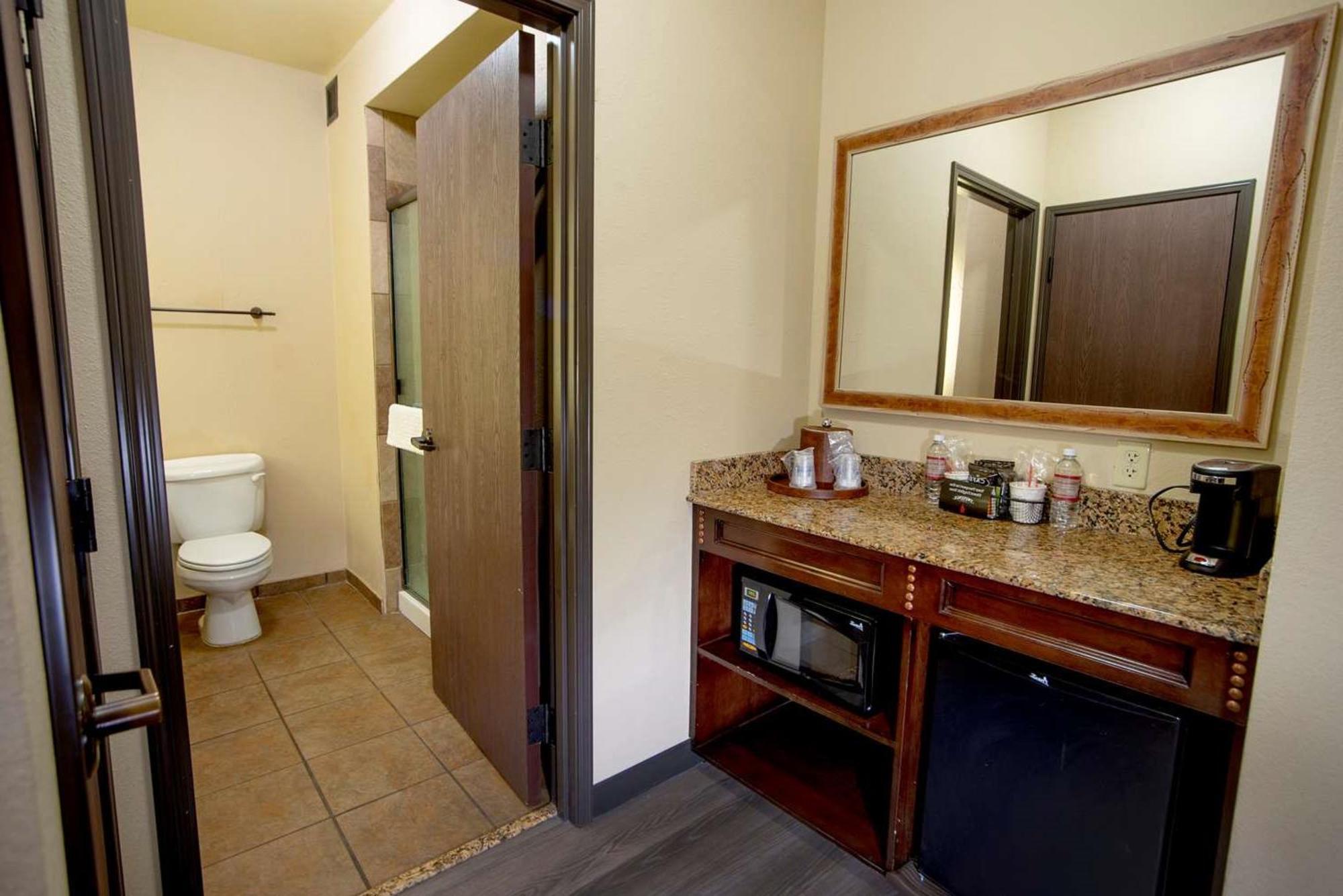 Best Western Plus Cimarron Hotel & Suites Stillwater Exterior foto